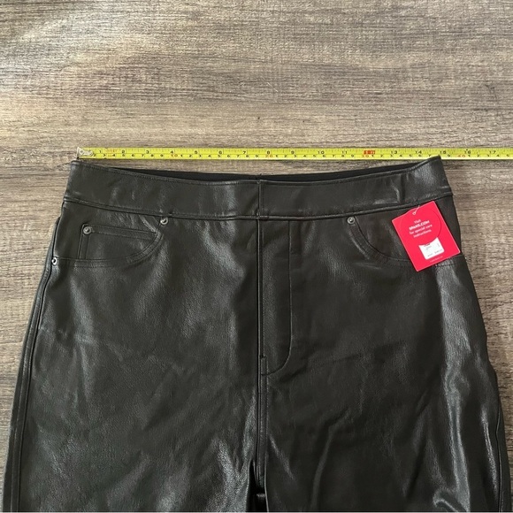 Spanx Leather Like Skinny, Reg Size L NWT - Picture 11 of 14